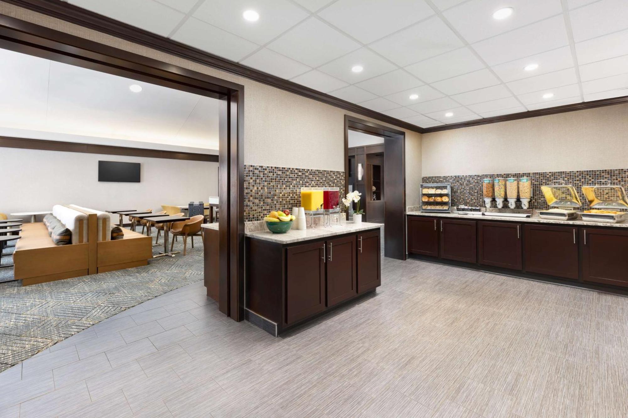 Homewood Suites By Hilton Портсмут Экстерьер фото